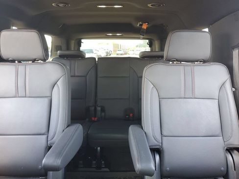Used 2024 Chevrolet Suburban RST w/ Luxury Package RWD image 13