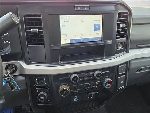 New 2026 Ford F250 XLT w/ FX4 Off-Road Package image 12