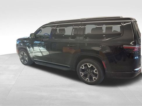 Used 2024 Jeep Wagoneer Series III image 12