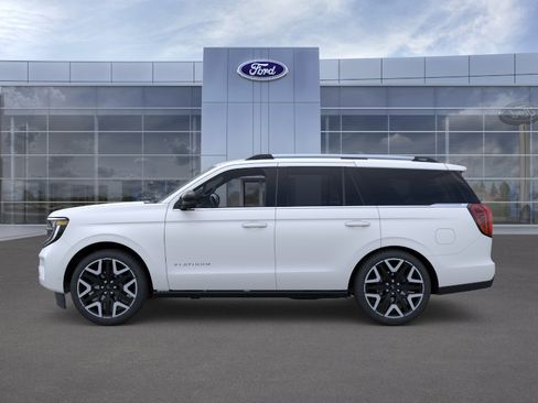 New 2026 Ford Expedition Platinum w/ Platinum Ultimate Package AWD/4WD image 3