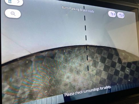 Used 2025 Ford F150 XLT w/ Equipment Group 302A MID image 27