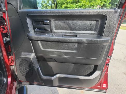 Used 2018 RAM 2500 Tradesman w/ Chrome Appearance Group AWD/4WD image 35