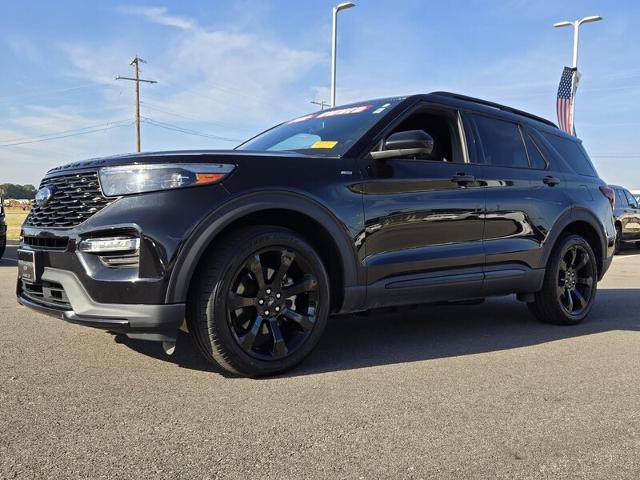 Certified 2023 Ford Explorer ST-Line w/ Class IV Trailer Tow Package RWD image 2