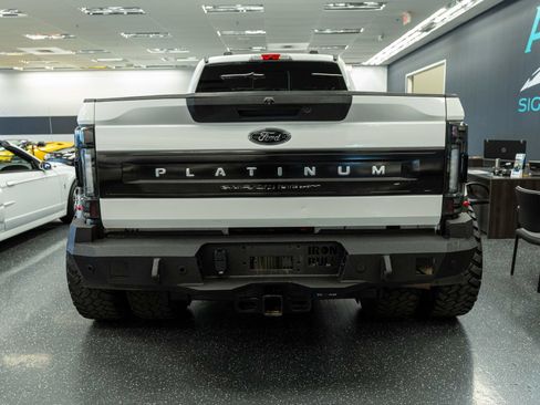 Used 2021 Ford F450 Lariat w/ Lariat Ultimate Package AWD/4WD image 6
