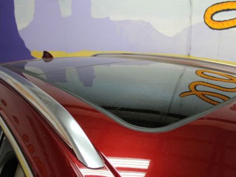 Used 2023 Buick Envision Avenir AWD/4WD image 5