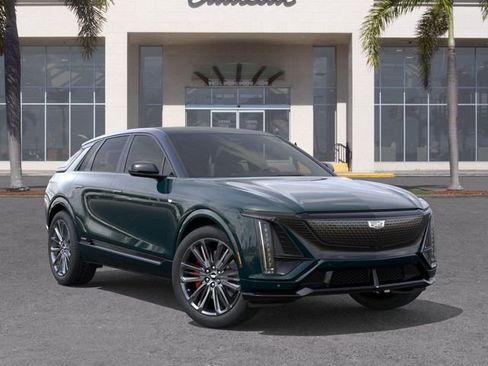 New 2026 Cadillac Lyriq V AWD/4WD image 7