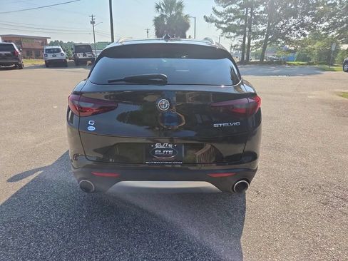Used 2018 Alfa Romeo Stelvio Ti Lusso AWD/4WD image 6