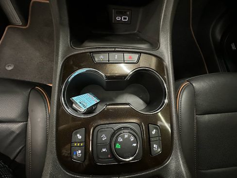 Certified 2023 GMC Acadia AT4 w/ Preferred Package AWD/4WD image 30