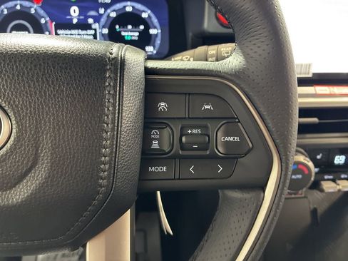 Certified 2026 Toyota 4Runner 4WD image 28