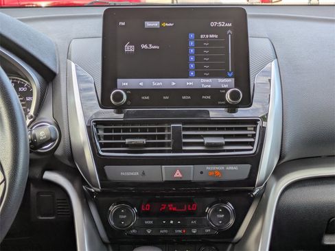 Used 2024 Mitsubishi Eclipse Cross SE image 21