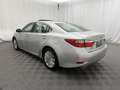 Used 2013 Lexus ES 350 w/ Luxury Pkg FWD image 4