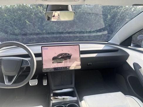 Used 2025 Tesla Model 3 Performance AWD/4WD image 15