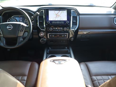 Used 2023 Nissan Titan Platinum Reserve w/ Moonroof Package AWD/4WD image 32