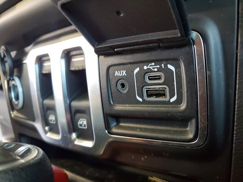 Certified 2023 Jeep Wrangler Sport AWD/4WD image 29
