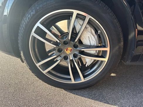 Used 2020 Porsche Cayenne Turbo AWD/4WD image 4