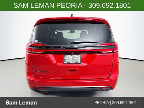New 2026 Chrysler Pacifica Select FWD image 6