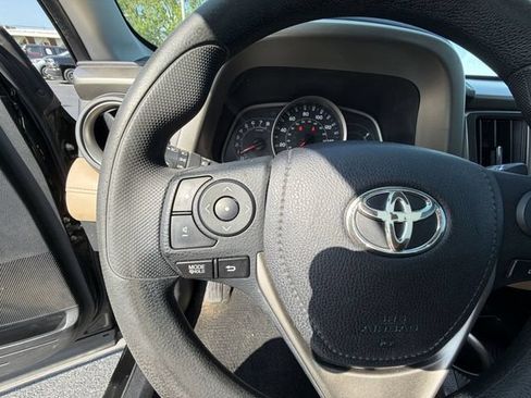 Used 2014 Toyota RAV4 XLE AWD/4WD image 30