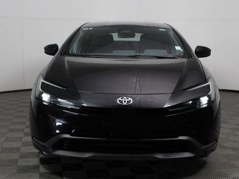 Used 2024 Toyota Prius LE image 2