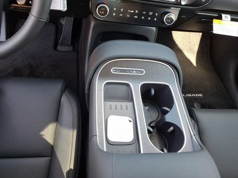 New 2026 Hyundai Palisade Limited AWD/4WD image 17