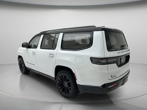 Used 2023 Jeep Grand Wagoneer Series II AWD/4WD image 7