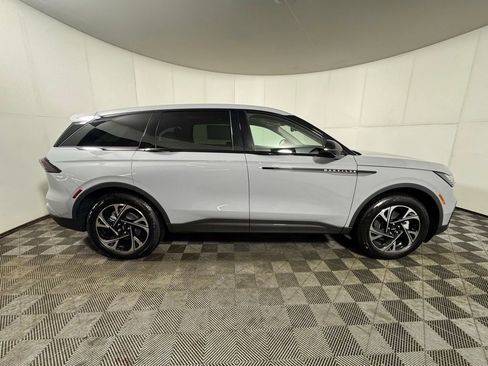 New 2026 Lincoln Nautilus Premier w/ Equipment Group 102A image 6