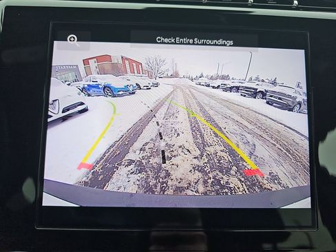 Used 2023 Jeep Grand Cherokee L Altitude image 25