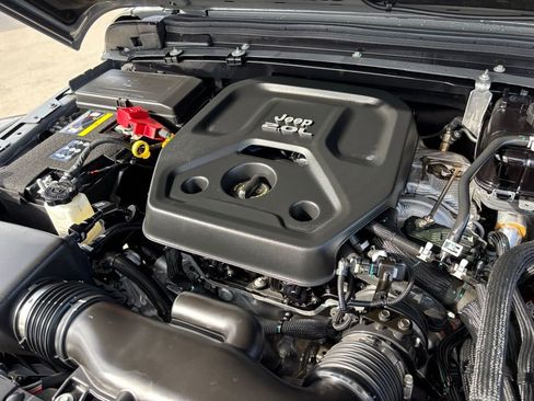 Used 2023 Jeep Wrangler Unlimited Rubicon 4xe w/ Steel Bumper Group image 28