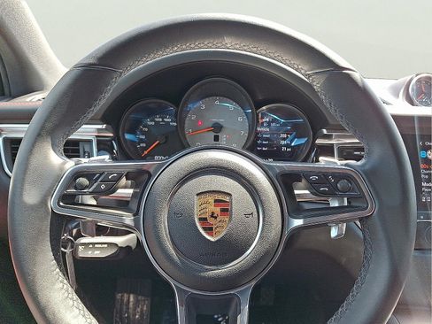 Used 2018 Porsche Macan S AWD/4WD image 22