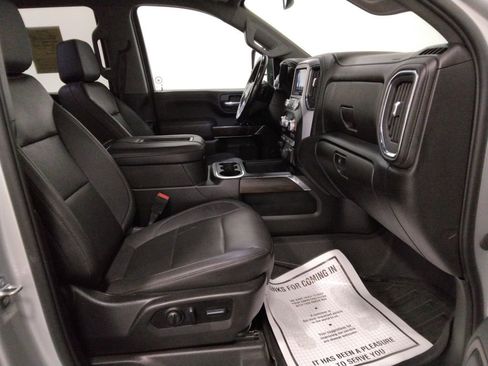 Used 2022 GMC Sierra 2500 SLT w/ SLT Convenience Package image 42