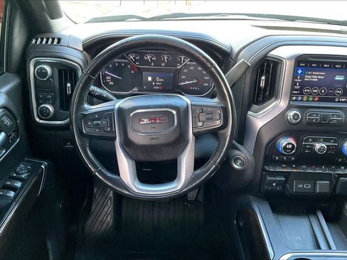 Used 2020 GMC Sierra 1500 SLT RWD image 6
