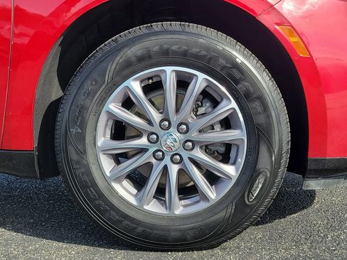 Used 2024 Buick Enclave Premium image 5