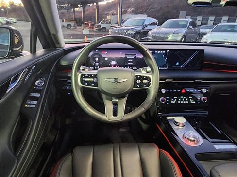 Used 2025 Genesis G80 2.5T image 6