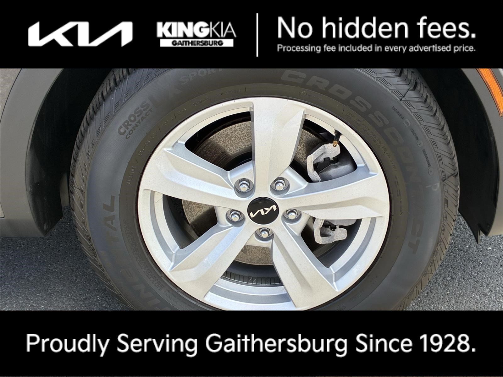 Certified 2026 Kia Sorento LX FWD image 2