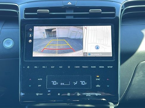 Used 2023 Hyundai Santa Cruz SEL Premium image 17