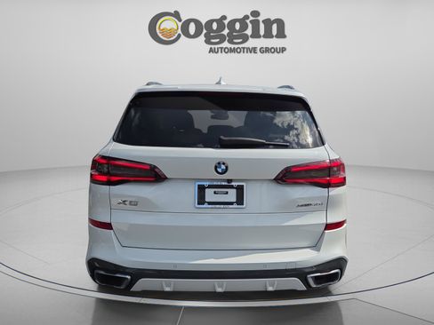 Used 2021 BMW X5 xDrive40i w/ M Sport Package image 5
