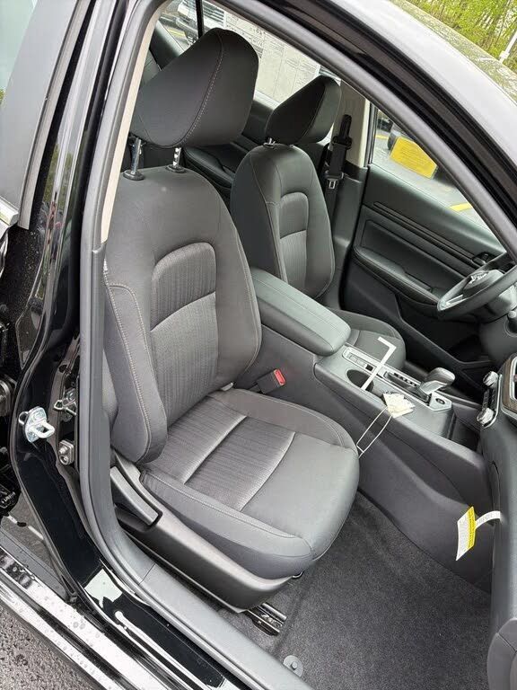 Used 2026 Nissan Altima 2.5 SV AWD/4WD image 19