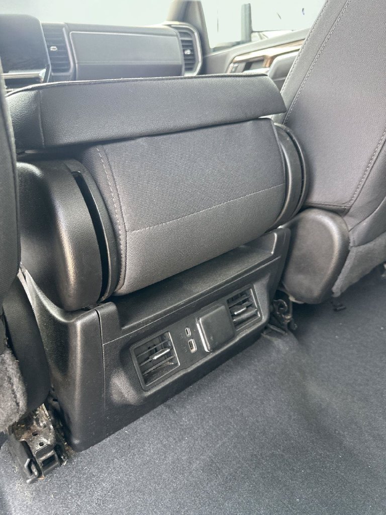 Used 2024 Chevrolet Silverado 2500 LT AWD/4WD image 21