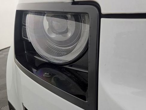 Used 2022 Land Rover Defender 90 V8 image 10