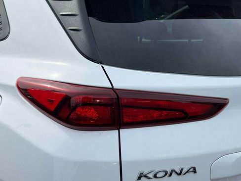 Used 2023 Hyundai Kona SEL w/ Cargo Package image 10