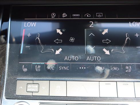 Used 2021 Audi Q8 Premium Plus w/ Premium Plus Package AWD/4WD image 15