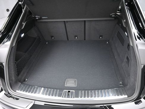 New 2026 Porsche Cayenne GTS AWD/4WD image 34