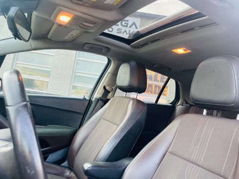 Used 2015 Chevrolet Trax LT w/ LT Sun and Sound Package image 17