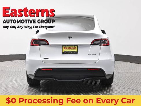 Used 2021 Tesla Model Y Long Range AWD/4WD image 6