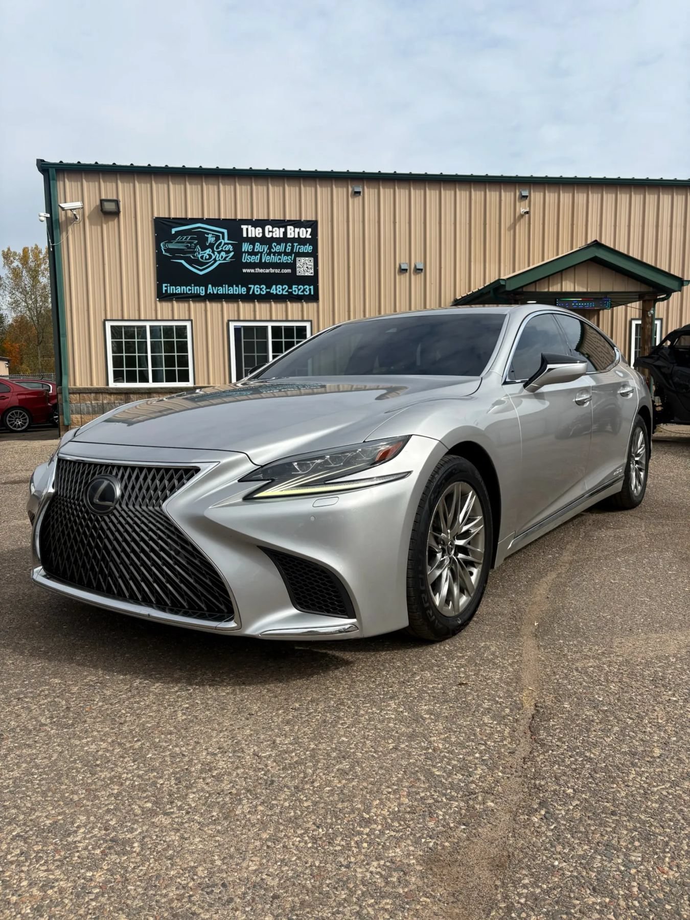 Used 2018 Lexus LS 500h AWD w/ Accessory Package (Z1) image 1
