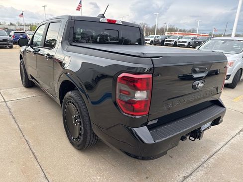 Used 2025 Ford Maverick Lobo image 6