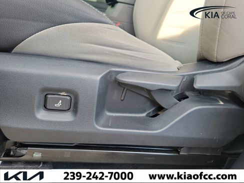 Used 2024 Toyota Tacoma TRD Sport RWD image 26