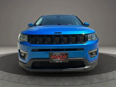 Used 2018 Jeep Compass Latitude w/ Popular Equipment Group AWD/4WD image 2