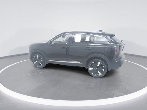 Used 2025 Nissan Kicks SR image 6