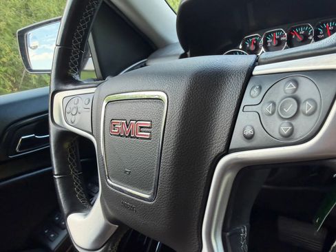 Used 2019 GMC Yukon XL SLT w/ HD Trailering Package image 32