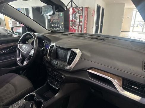 Used 2020 GMC Terrain SLE w/ Driver Convenience Package image 34